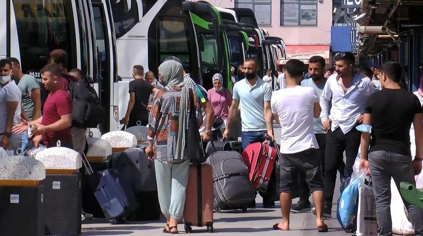 BAYRAM TATİLİ KAÇ GÜN? Bayram tatili uzadı mı? Ramazan bayramı tatili kaç gün? Bayram tatili 9 gün oldu mu? 