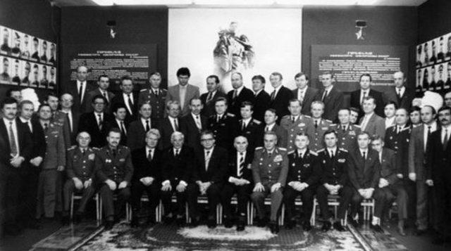 Putin i şekillendiren &uuml;lke: Doğu Almanya 8