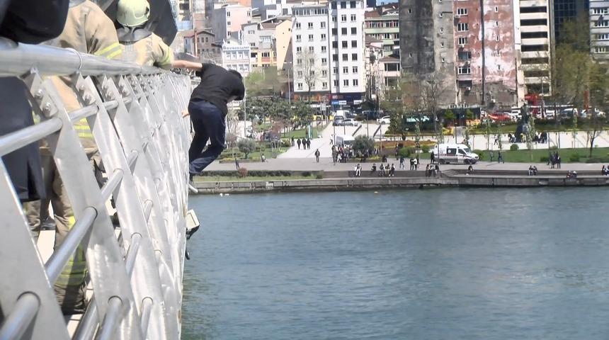 Pakistanlı sevgilisiyle tartışan Faslı genç, Haliç'te intihara kalkıştı