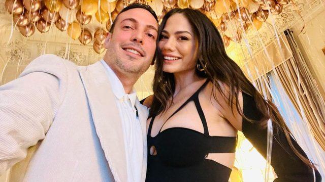 Demet Özdemir göğüs dekoltesiyle sınır tanımadı! Sevgilisi Oğuzhan Koç'tan yorum gecikmedi