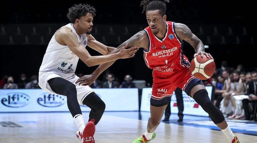 Bahçeşehir Koleji kupaya çok yakın! Reggiana'yı deplasmanda 72-69 mağlup ettiler...