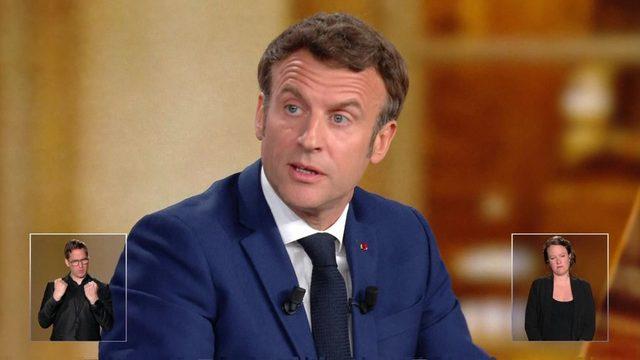 Le Pen, Macron'a emeklilik politikaları konusunda baskı uyguladı.