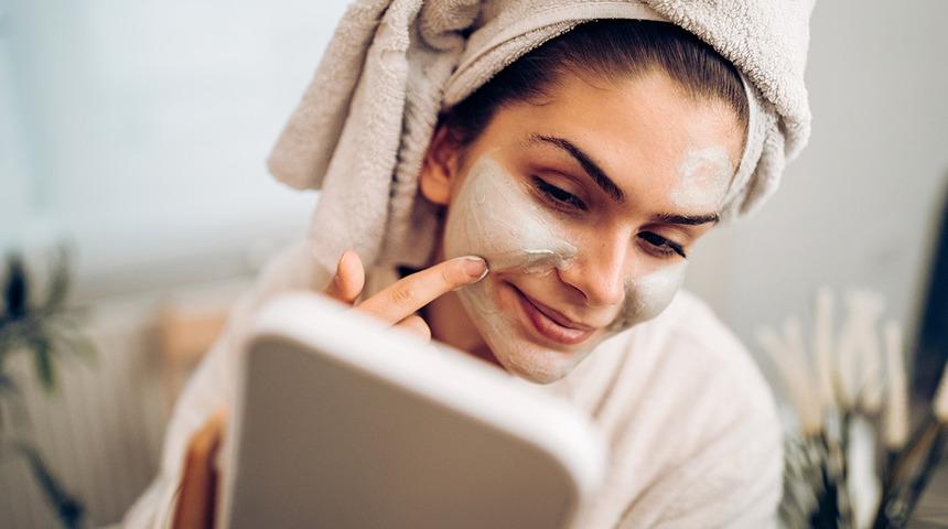 Bu maske ile sivilceleri geçirmek çok daha kolay