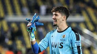 Fenerbahçe'de Altay Bayındır imzayı atıyor! 2023 yılında...