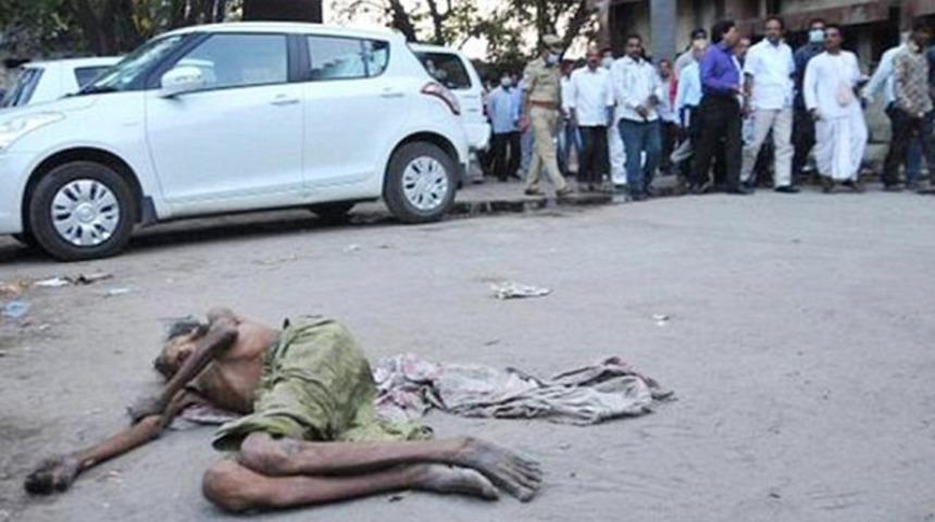 Sağlık Bakanı'nın gözü önünde rezalet