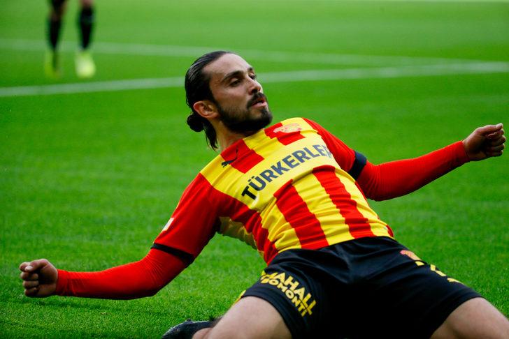 Son dakika: 'Galatasaray anlaşmaya vardı!' Halil Akbunar, ocak ayında 'Parçalı' formayı giyecek...