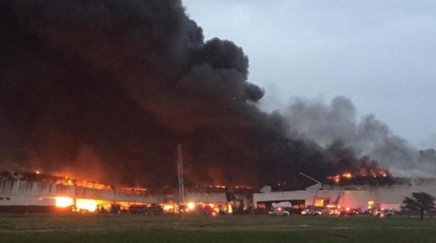 ABD'de elektirik santralinde dev yangın