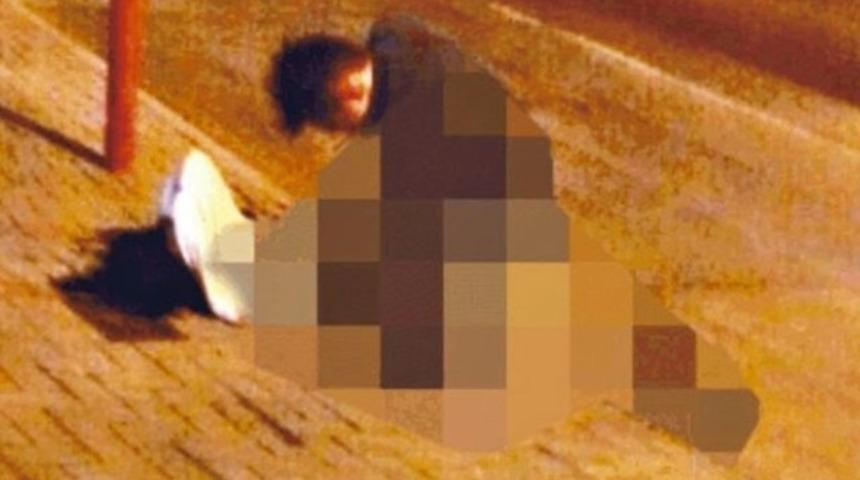 Sokak ortasında seks yaptılar