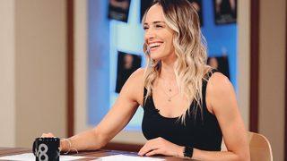 Survivor Panorama yorumcusu Damla Can'ın estetiksiz hali gündem olmuştu! Yaptığı hareketlerle sınırları zorladı