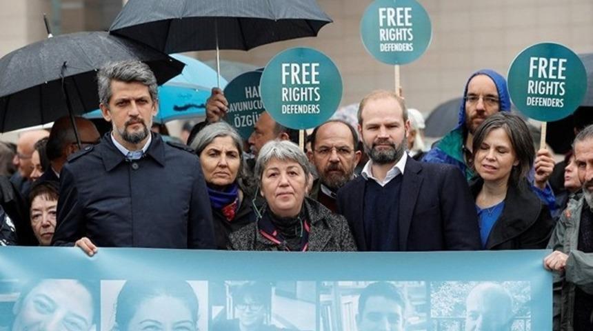 Büyükada davasında savcı 8 tutuklu sanıktan 7’sinin tahliyesini talep etti