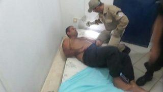 30 mahkûm, gardiyanlara grup seks oyunuyla kaçtı