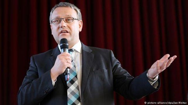 Mültecilere destek ölüm tehdidi getirdi