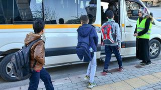 İzmir'de öğrenci servislerine yüzde 40 zam! İşte en kısa mesafenin fiyatı