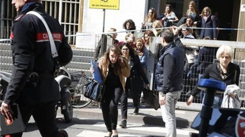 İtalya'da Adalet Sarayı'nda silahlı saldırı