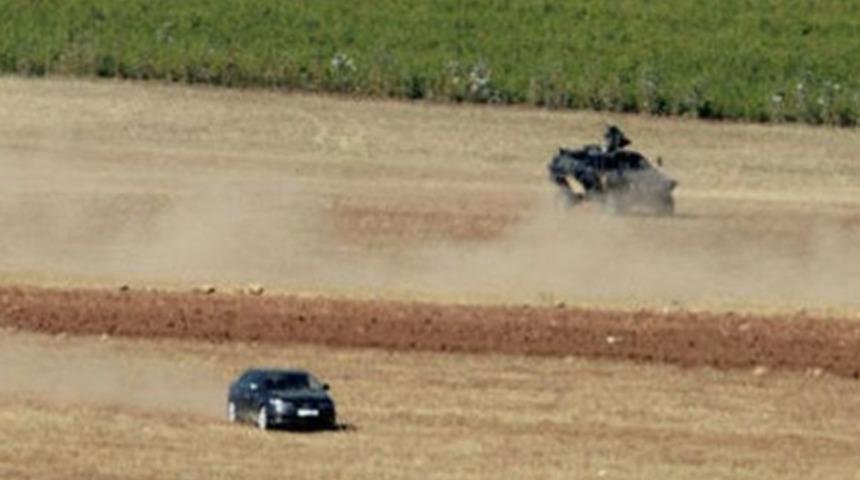 T&uuml;rk sınırını 4 ara&ccedil;la deldiler!