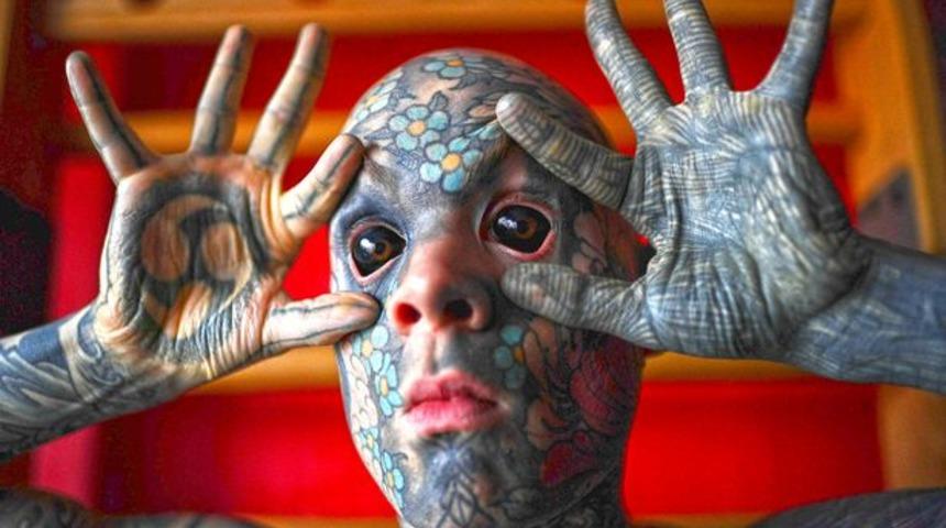 Dünyanın en ilginç öğretmenine yasak! 6 yaşından küçük çocuklara eğitim veremeyecek