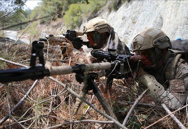 Son Dakika: MSB duyurdu! Barış Pınarı Bölgesine saldırı hazırlığındaki 7 PKK/YPG'li terörist etkisiz hale getirildi