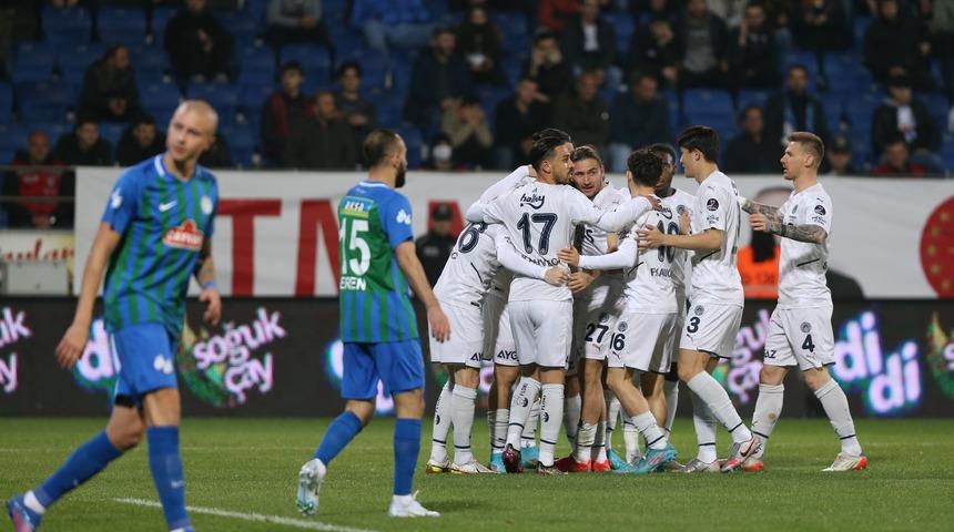 Son dakika: Rize'de Fenerbahçe fırtınası! Şov yaptılar...