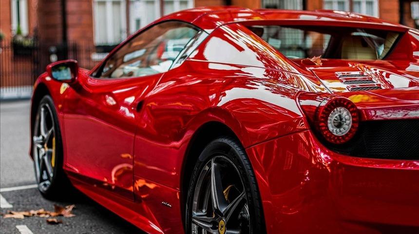 Ferrari duyurdu! Binlerce lüks araç arızadan dolayı geri çağrıldı