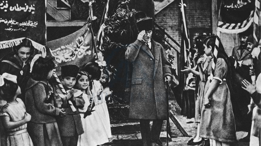 23 Nisan Atatürk sözleri! Atatürk'ün en duygusal, anlamlı, tarihi 23 Nisan sözleri kısa uzun!