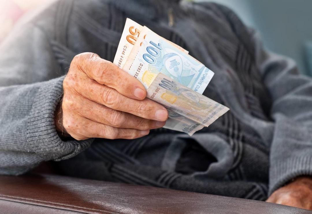 Emekli ve memur maaşlarında rakamlar netleşiyor! Kim ne kadar zam alacak? İşte o tablo...