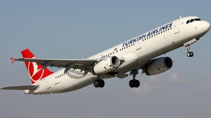 Ceketi asılmayan yolcu u&ccedil;uştan vazge&ccedil;ti