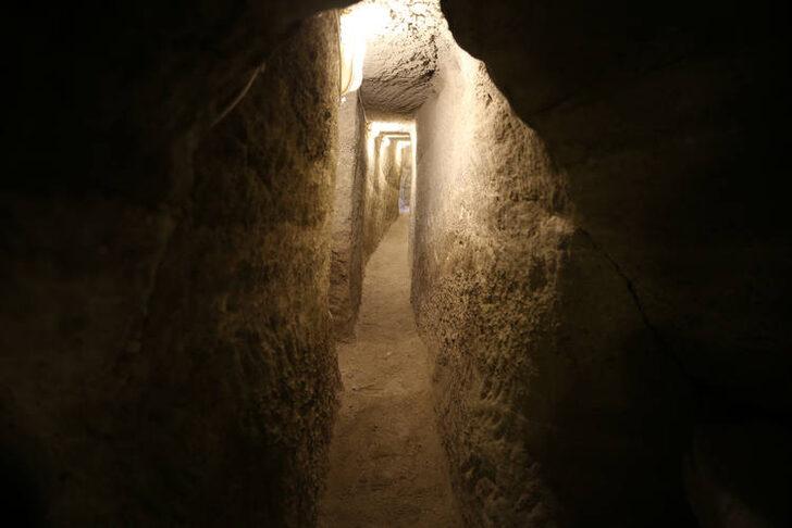 Tarihi yamaç yerleşimi Kayaşehir'de ortaya çıkarılan tünel turizme açılıyor G2