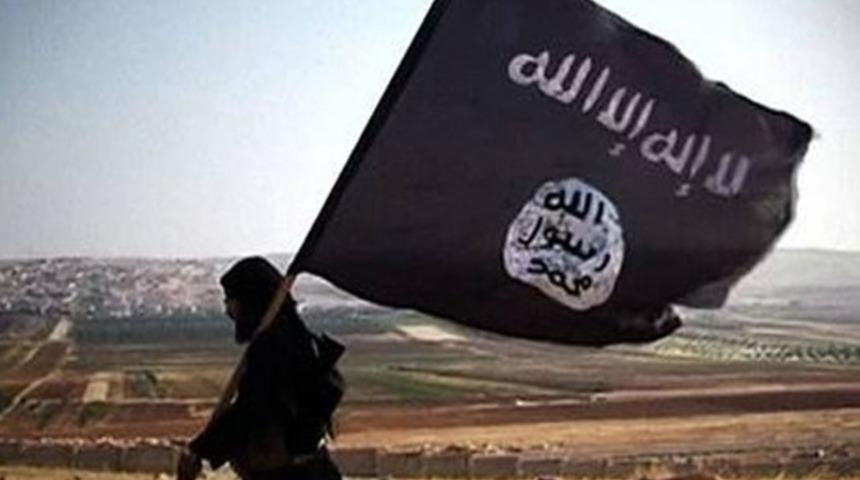 'Rakka operasyonu ertelendi; 700 canlı bomba El Bab'a ge&ccedil;ti'