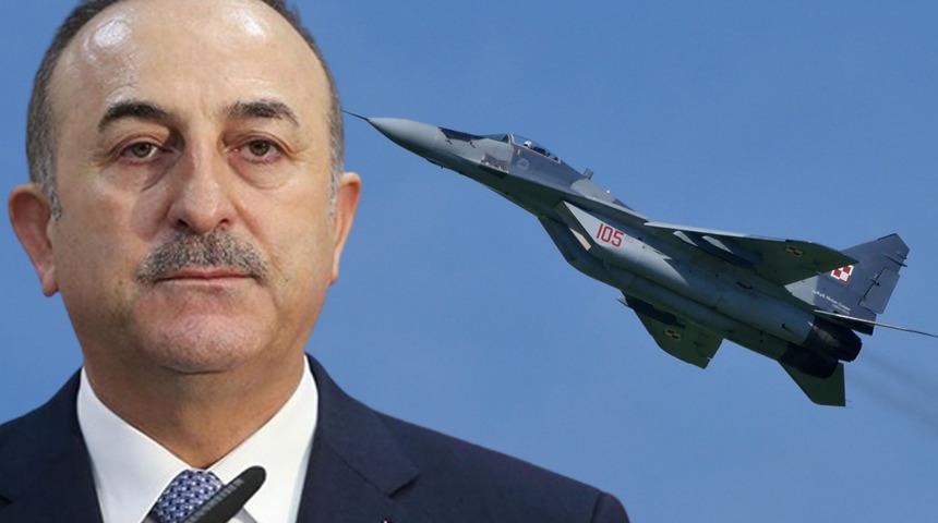 SON DAKİKA | Bakan Çavuşoğlu'ndan önemli açıklamalar! "Hava sahasını kapattık"
