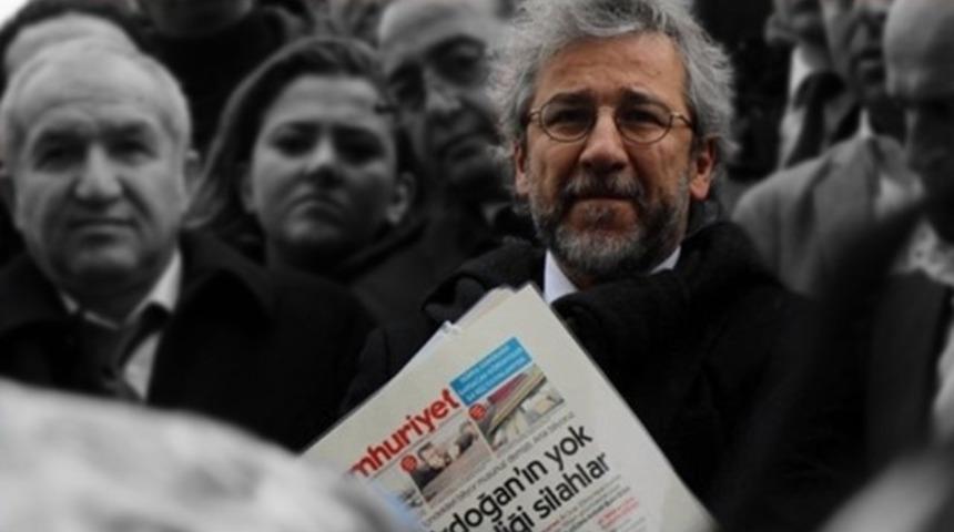 Can Dündar'dan 'Cumhuriyet'e operasyon' tepkisi: Son kaleye saldırıyorlar