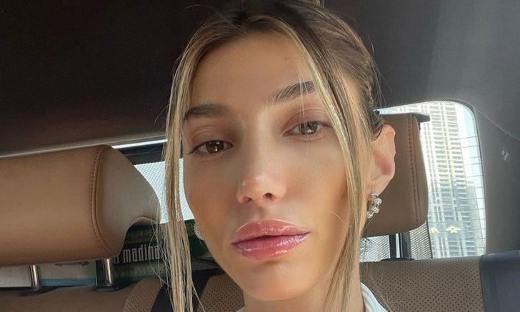 Miss Turkey güzeli Şevval Şahin sütyensiz poz verdi