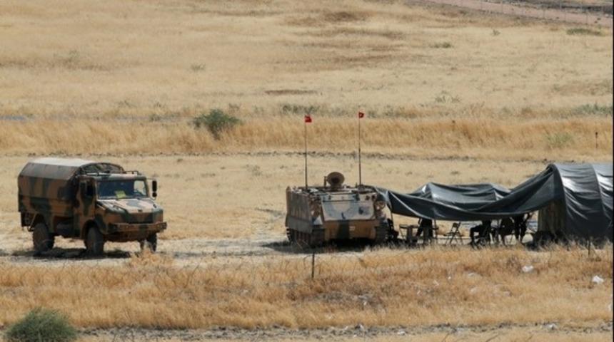 Barzani'ye yakın haber sitesi: Hem IŞİD hem YPG çekiliyor