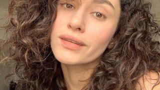 Hande Doğandemir göğüs dekolteli pozuyla Instagram'ı salladı! Sana bayılıyorum