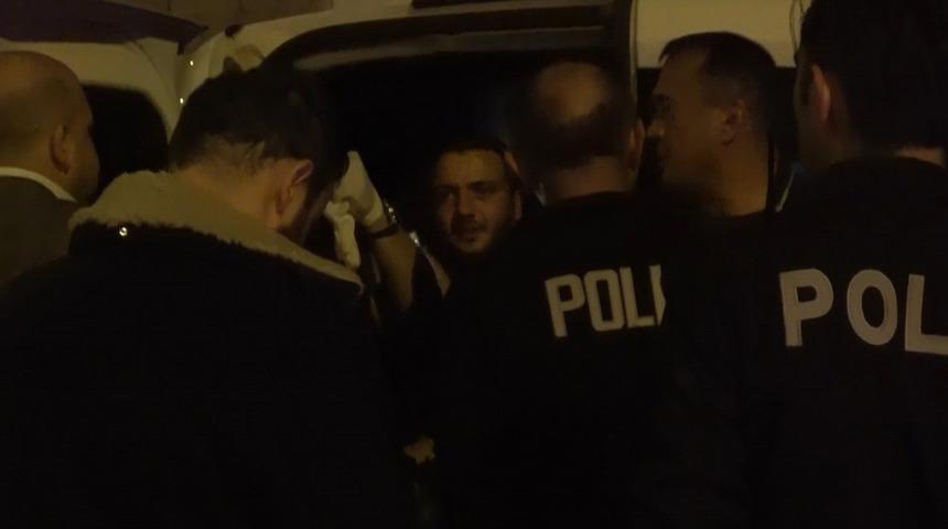 Babasını korkunç şekilde öldürdü! Vatandaşları durdurup sorduğu soru 'pes' dedirtti