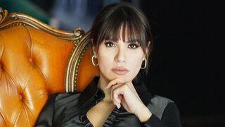 Yargı'nın Savcı Derya'sı Şükran Ovalı mini eteğiyle poz verdi! Biraz fazla mı filtreliyiz?