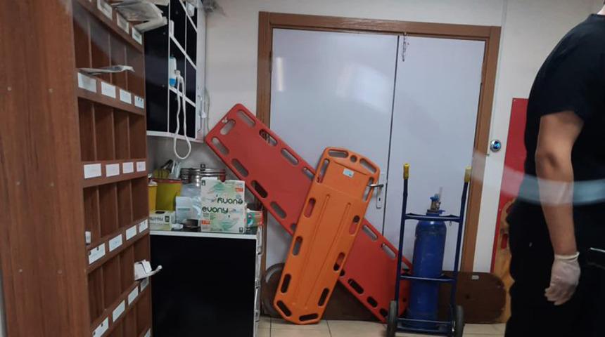 Diyarbakır'da sağlık çalışanlarına saldırı! Sedyeyle barikat yaptılar! Bakan Koca'dan açıklama geldi