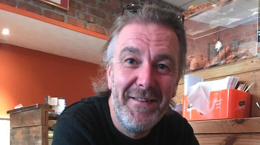 Öğretmenin kıyafeti olay yarattı! Uygunsuz bulununca hakkında soruşturma açıldı