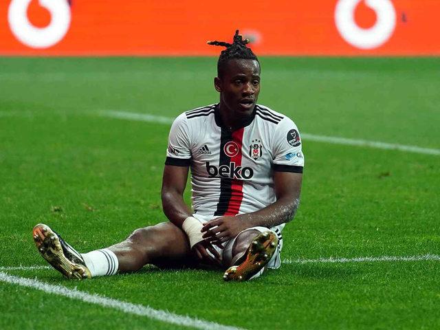 Muleka'ya yan bakılmıyor! Kasımpaşa'nın yıldızı bu kez de Beşiktaş'ı yıktı geçti...