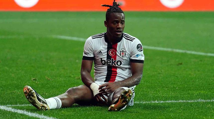 Muleka'ya yan bakılmıyor! Kasımpaşa'nın yıldızı bu kez de Beşiktaş'ı yıktı geçti...