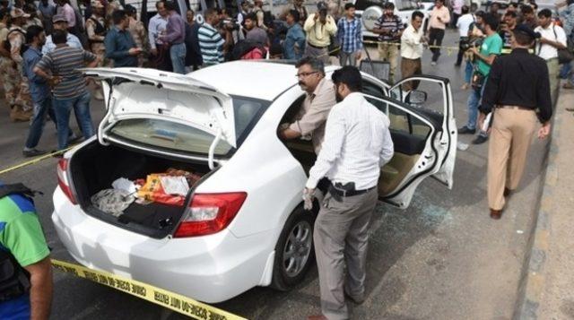 Pakistanlı &uuml;nl&uuml; sufi şarkıcıya suikast 3