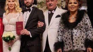 Safiye Soyman, Seda Sayan ve Çağlar Ökten'in nikahında dalga konusu oldu! Işıktan dolayı...