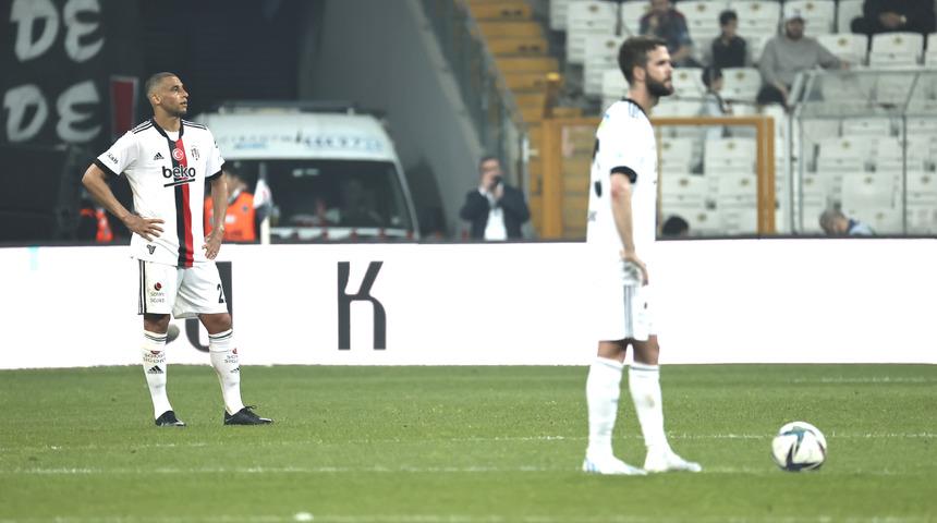 Son dakika: Beşiktaş'ın yıldızına maç sonunda olay sözler! "Gönderin gitsin..."