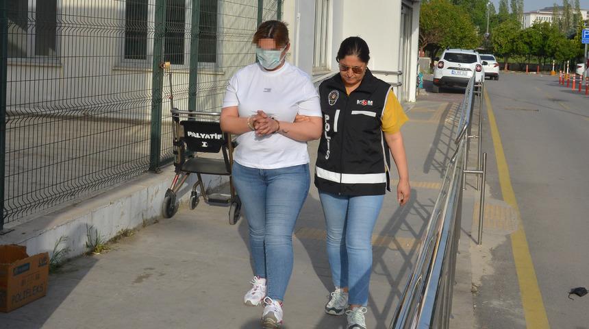 Adana'da tefeci operasyonu! 52 kişiyi tuzağa düşürmüşler