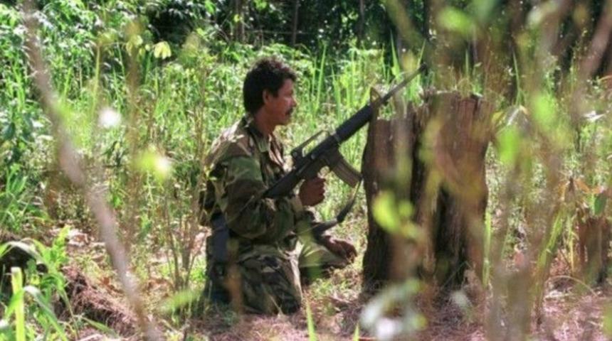 Kolombiya'da FARC ile h&uuml;k&uuml;met arasında kesin ateşkes sağlandı