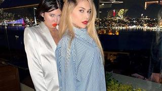 Bahar Candan tanga bikinisiyle poz verdi! Yaz tatilini ücretli arkadaş olarak...