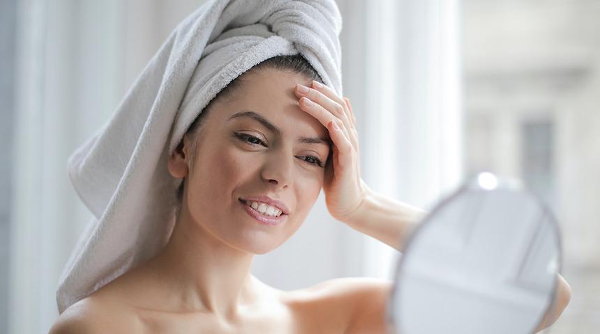 Tüm cilt problemlerine iyi geliyor! Her evde olması gerek…