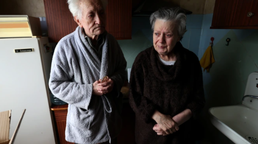 Günlerce banyoda mahsur kaldılar! Ukraynalı yaşlı çift gözyaşlarıyla anlattı