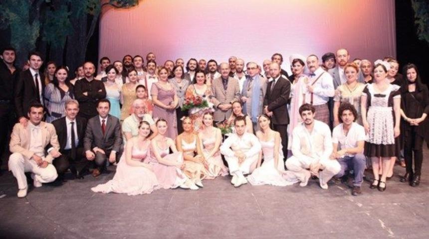 Bu fotoğrafa siyasi uyarı