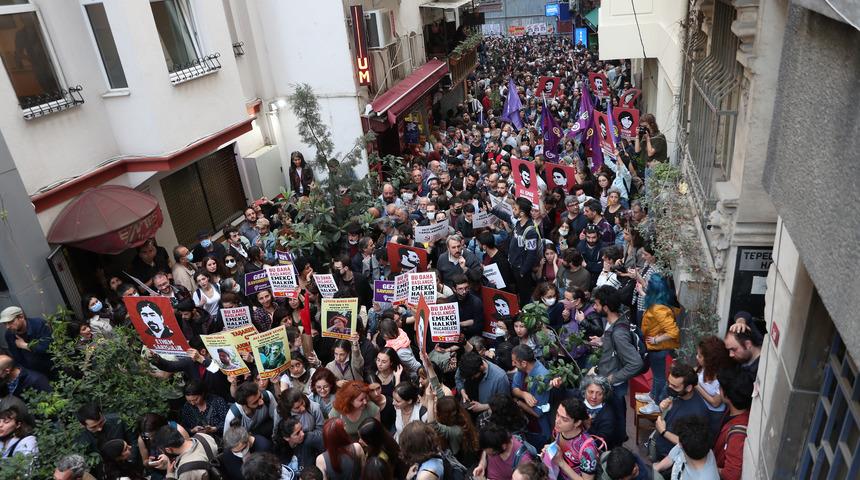 Taksim'de Gezi Davası protestosu! İstanbul Valiliği'nden açıklama: 51 kişi gözaltına alındı