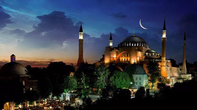 KADİR GECESİ TESBİHLERİ - ZİKİRLERİ! Kadir Gecesi çekilecek tesbihler ve zikirler nelerdir, hangi dualar okunur?